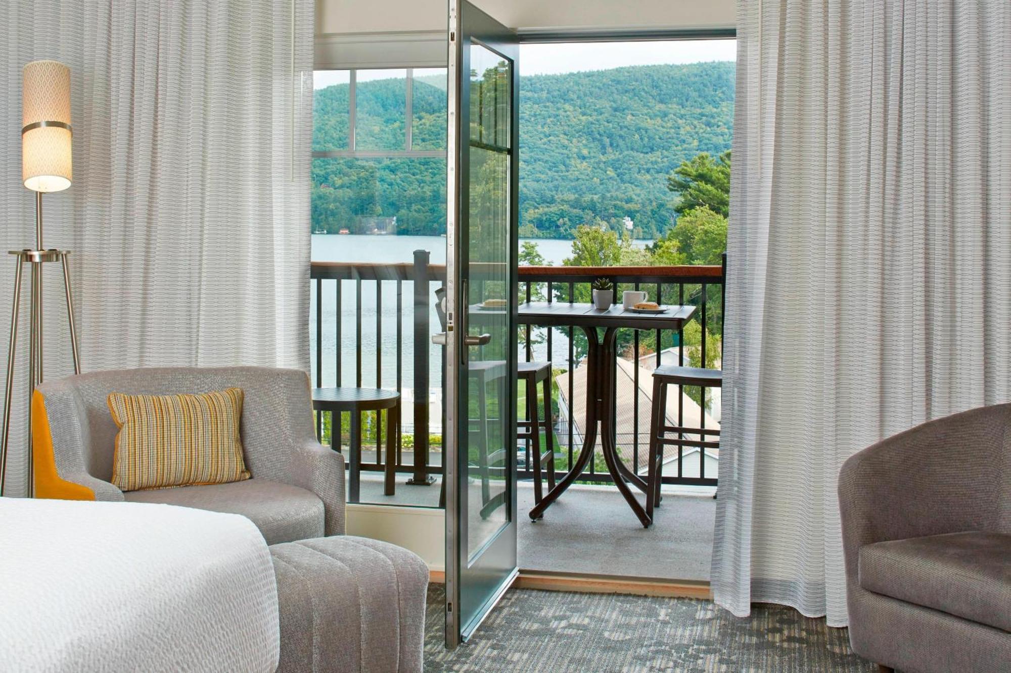 Courtyard By Marriott Lake George Eksteriør billede